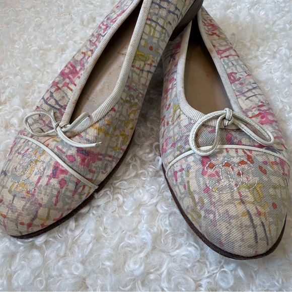 CHANEL Watercolor Plaid Canvas Logo Ballet Flats 38.5 - Picture 4 of 16